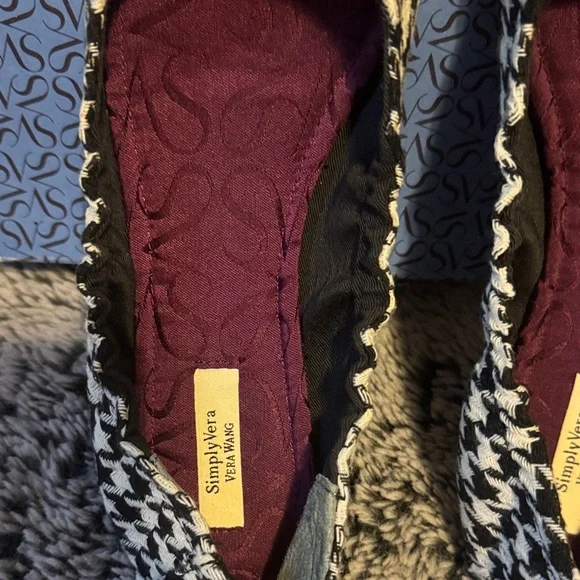 Simply Vera Vera Wang Black & White Houndstooth Ballet Flats with Bow - Picture 2 of 7